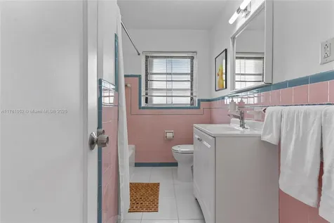 260 NE 45th Street Miami FL 33137