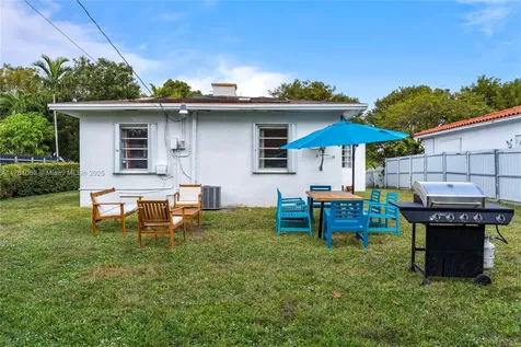 260 NE 45th Street Miami FL 33137