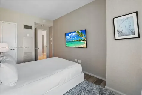 551 N Fort Lauderdale Beach Boulevard Fort Lauderdale FL 33304