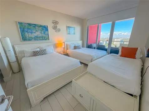 2600 E Hallandale Beach Boulevard Hallandale Beach FL 33009