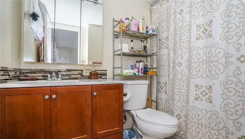 17011 N Bay Road Sunny Isles Beach FL 33160