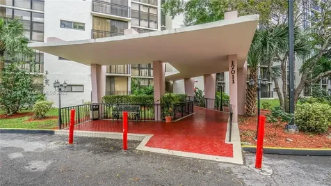 17011 N Bay Road Sunny Isles Beach FL 33160