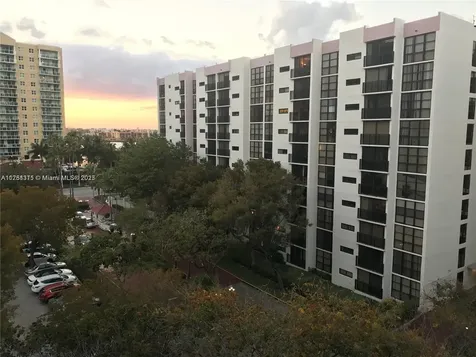 17011 N Bay Road Sunny Isles Beach FL 33160