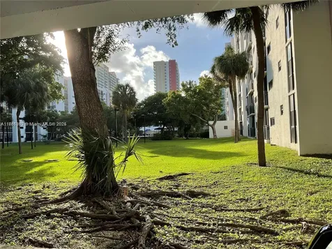 17011 N Bay Road Sunny Isles Beach FL 33160