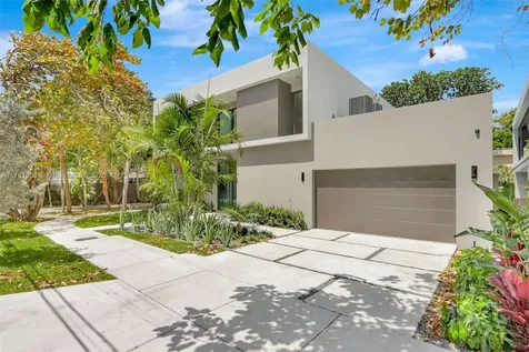 2851 W Trade Avenue Miami FL 33133
