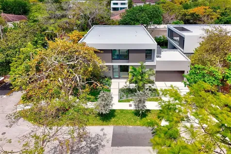 2851 W Trade Avenue Miami FL 33133