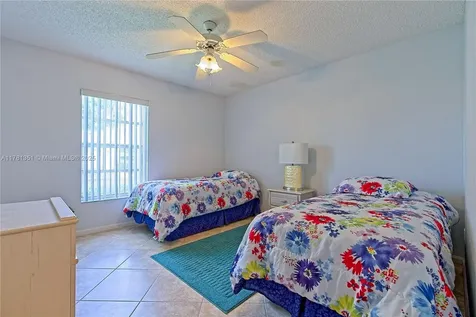 2592 SE 7th Court Homestead FL 33033