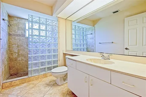 2592 SE 7th Court Homestead FL 33033