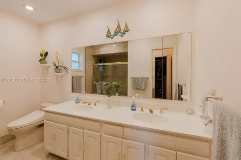 15624 SW 82nd Court Palmetto Bay FL 33157