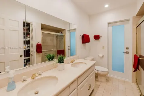15624 SW 82nd Court Palmetto Bay FL 33157
