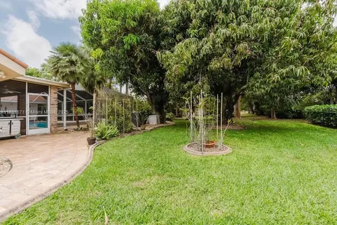15624 SW 82nd Court Palmetto Bay FL 33157