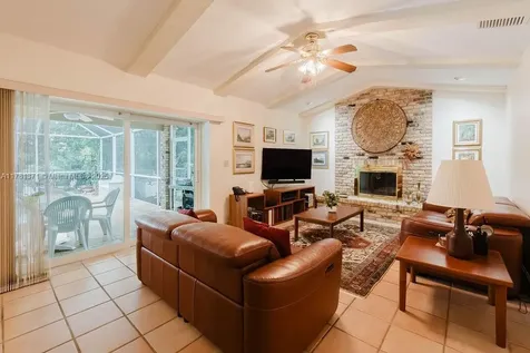 15624 SW 82nd Court Palmetto Bay FL 33157