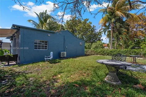 1114 SW 13th Court Miami FL 33135