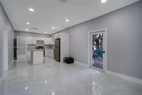 1114 SW 13th Court Miami FL 33135
