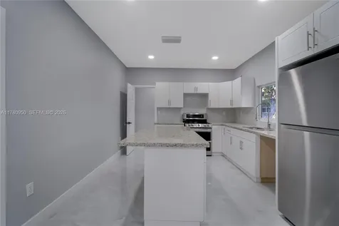 1114 SW 13th Court Miami FL 33135