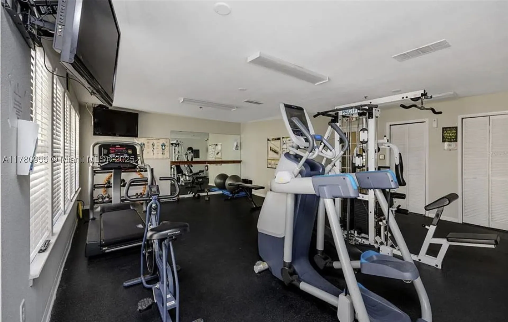 1000 W Horatio Street Other City - In The State Of Florida FL 33606