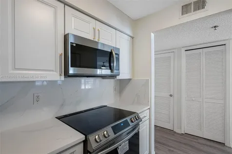 1000 W Horatio Street Other City - In The State Of Florida FL 33606