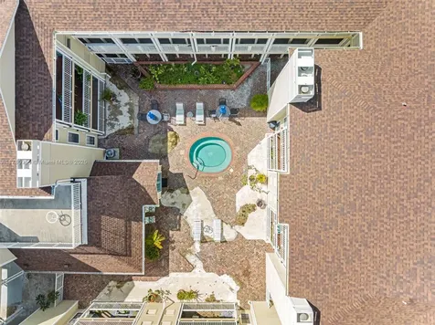 1000 W Horatio Street Other City - In The State Of Florida FL 33606