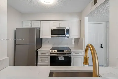 1000 W Horatio Street Other City - In The State Of Florida FL 33606