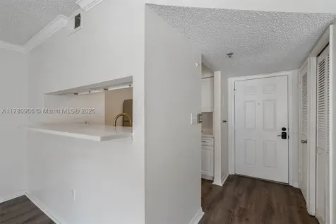1000 W Horatio Street Other City - In The State Of Florida FL 33606