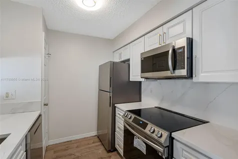 1000 W Horatio Street Other City - In The State Of Florida FL 33606