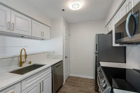 1000 W Horatio Street Other City - In The State Of Florida FL 33606