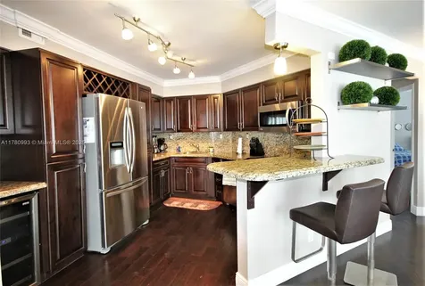 5151 Collins Avenue Miami Beach FL 33140