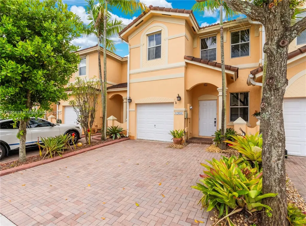 12458 SW 125th Terrace Miami FL 33186