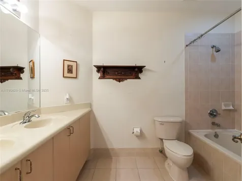 12458 SW 125th Terrace Miami FL 33186