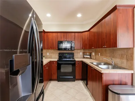 12458 SW 125th Terrace Miami FL 33186