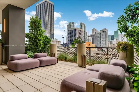 601 NE 1st Avenue Miami FL 33132
