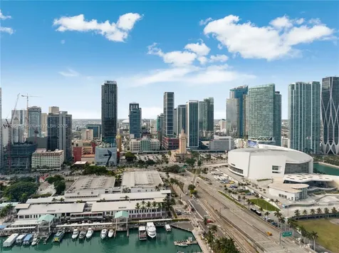 601 NE 1st Avenue Miami FL 33132