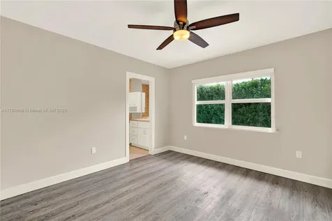 8481 SW 167th Terrace Palmetto Bay FL 33157