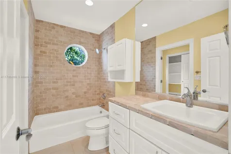 8481 SW 167th Terrace Palmetto Bay FL 33157