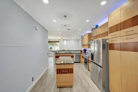 631 Stanton Lane Weston FL 33326
