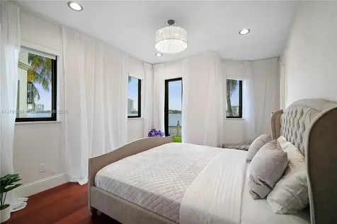 3300 NE 171st Street North Miami Beach FL 33160