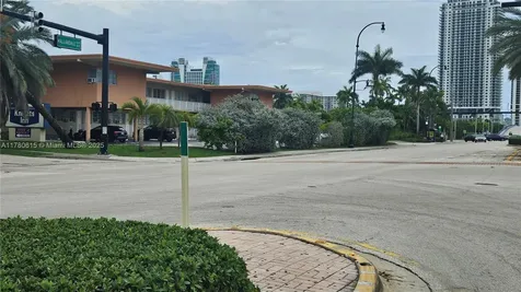 26 Diplomat Parkway Hallandale Beach FL 33009