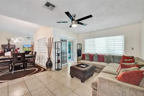 731 SW 99th Avenue Pembroke Pines FL 33025