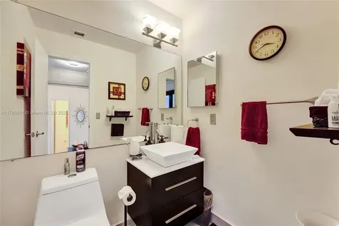 731 SW 99th Avenue Pembroke Pines FL 33025