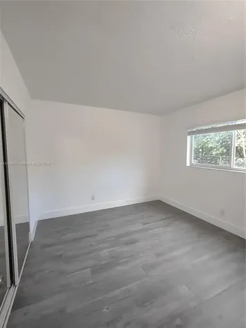 1895 Venice Park Drive North Miami FL 33181