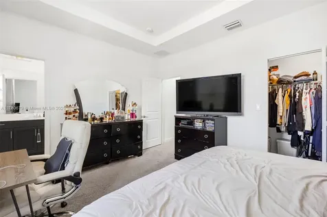 1572 SE 27th Terrace Homestead FL 33035