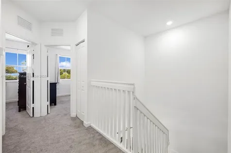 1572 SE 27th Terrace Homestead FL 33035
