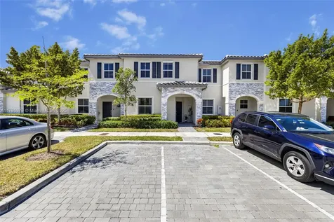 1572 SE 27th Terrace Homestead FL 33035