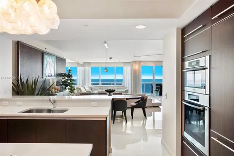 2711 S Ocean Drive Hollywood FL 33019