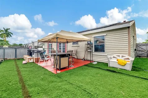 5279 W Canal Circle W Lake Worth FL 33467