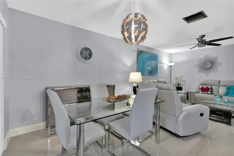 14723 SW 86th Lane Miami FL 33193