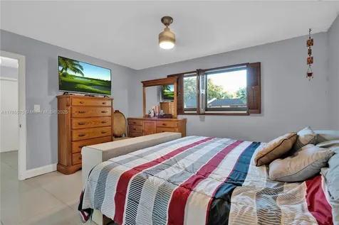 14723 SW 86th Lane Miami FL 33193