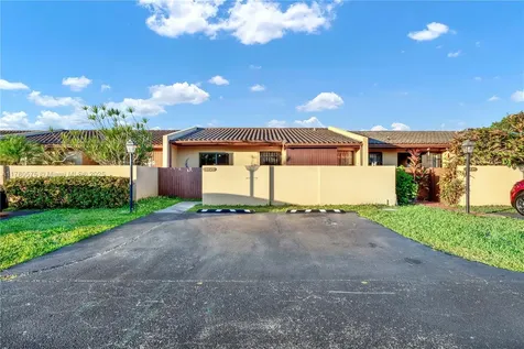 14723 SW 86th Lane Miami FL 33193