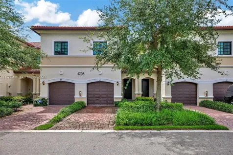 4208 N Dixie Highway Oakland Park FL 33334