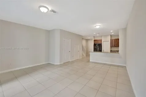 4208 N Dixie Highway Oakland Park FL 33334